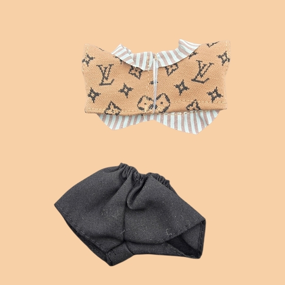 Fashion Designer Outfit - Picture 3 of 3